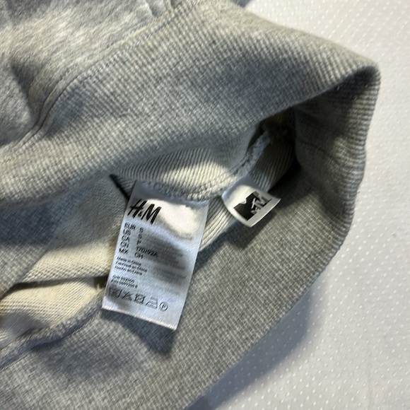H&Moschino MTV Hoodie Moschino H&M Rare Small Like New NWOT Sweatshirt - Picture 4 of 7